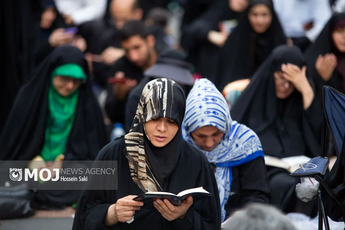 تاکسیرانی در مراسم دعای عرفه مصلی تهران سرویس رایگان میدهد