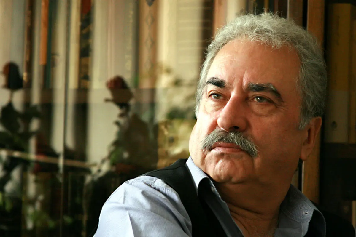 وداع تلخ اهالی تئاتر با هادی مرزبان در تالار وحدت