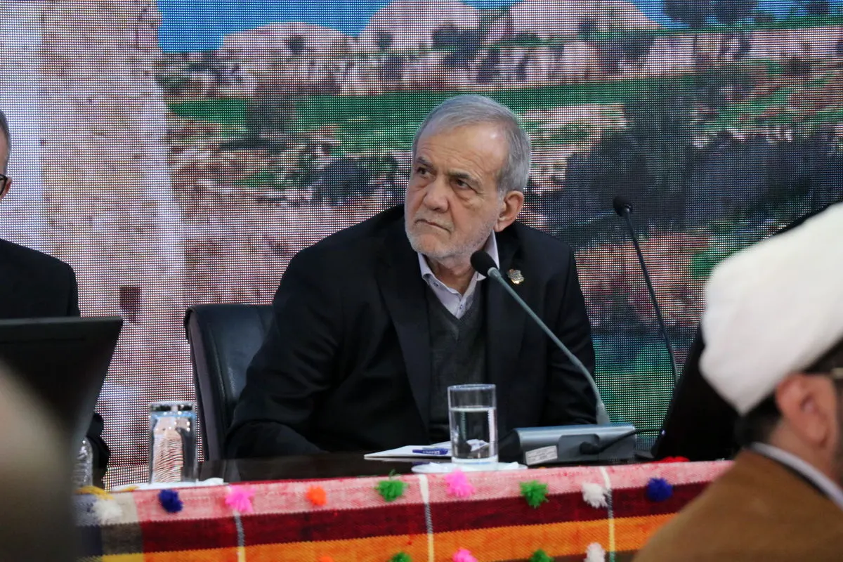 مشکلات کشور فقط با عوض کردن اسم مدیر حل نمی‌شود