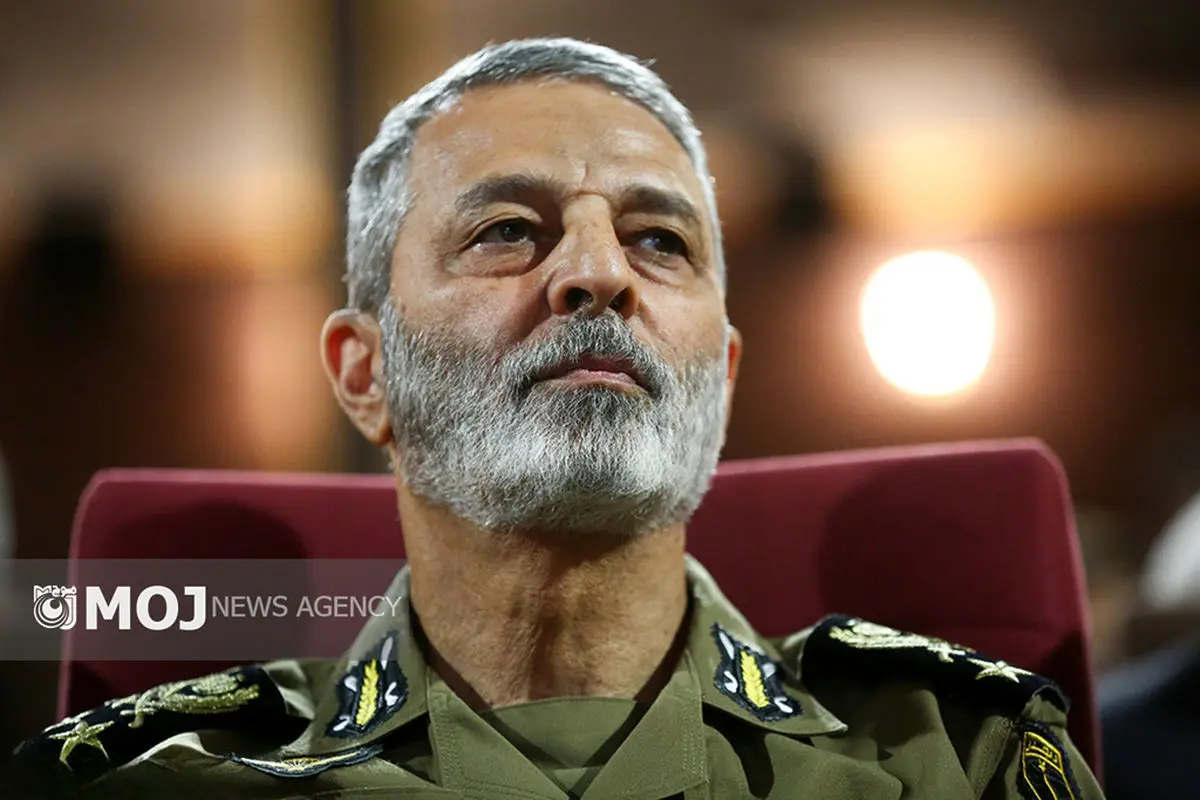 بازدید رئیس ستادکل نیروهای مسلح از قرارگاه پدافند هوایی کل کشور فیلم